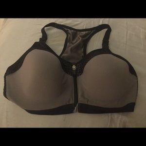 Wacoal New Without Tags Sports Bra.